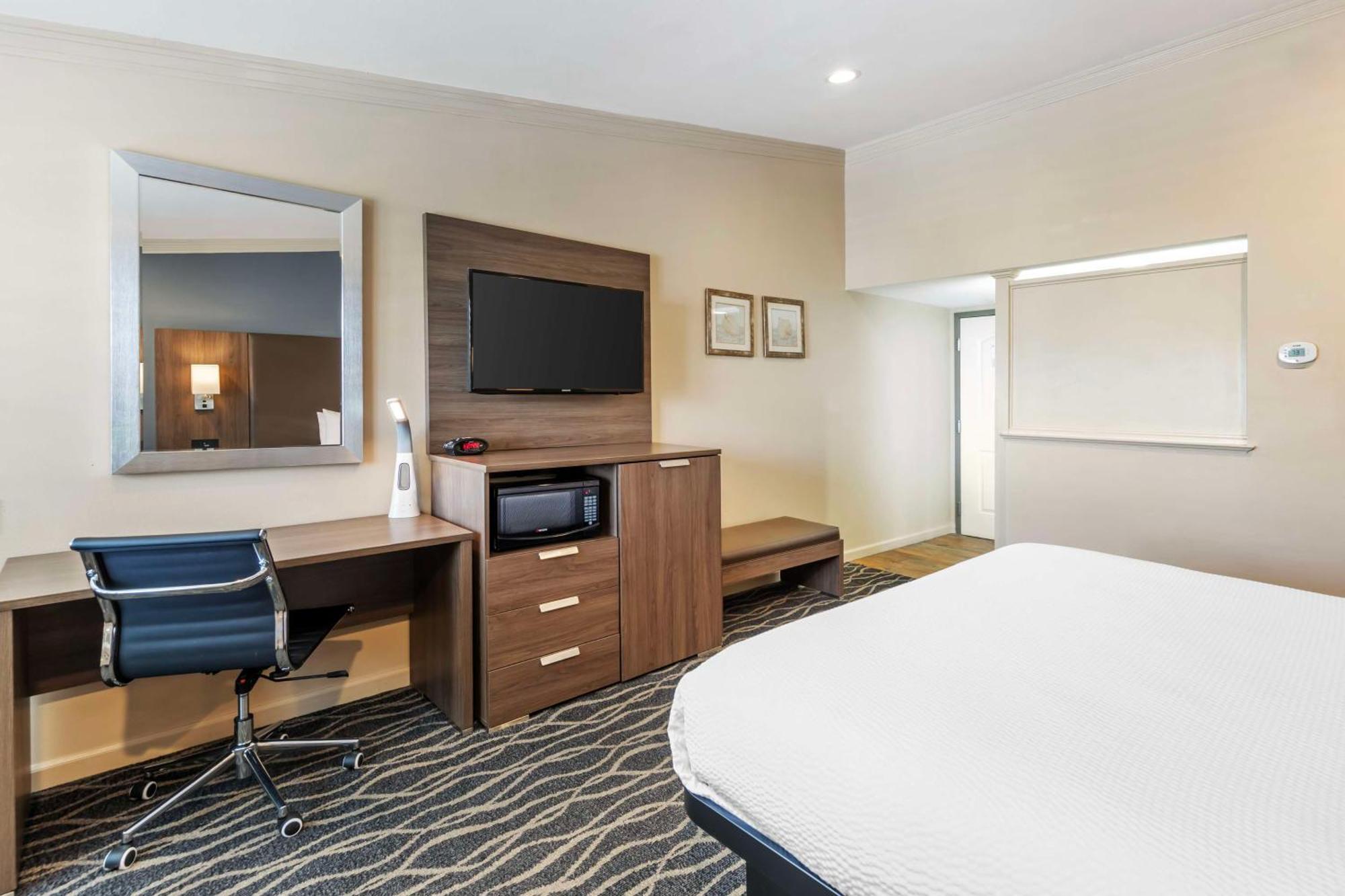 Best Western Plus Hill House Bakersfield Ngoại thất bức ảnh